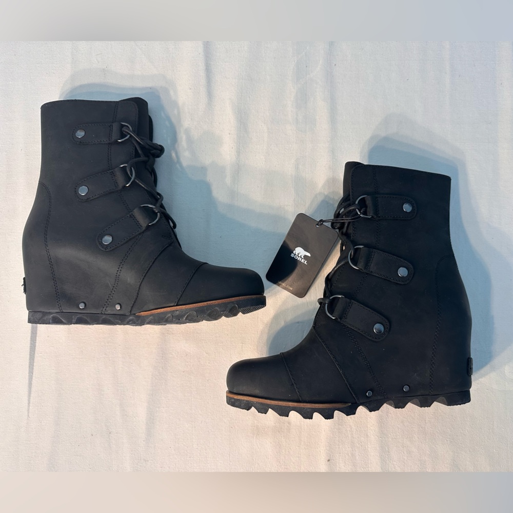 Sorel Joan of Arctic Wedge II Mid-High Lace Up Leather Boots NWT Size 8 - Picture 3 of 11